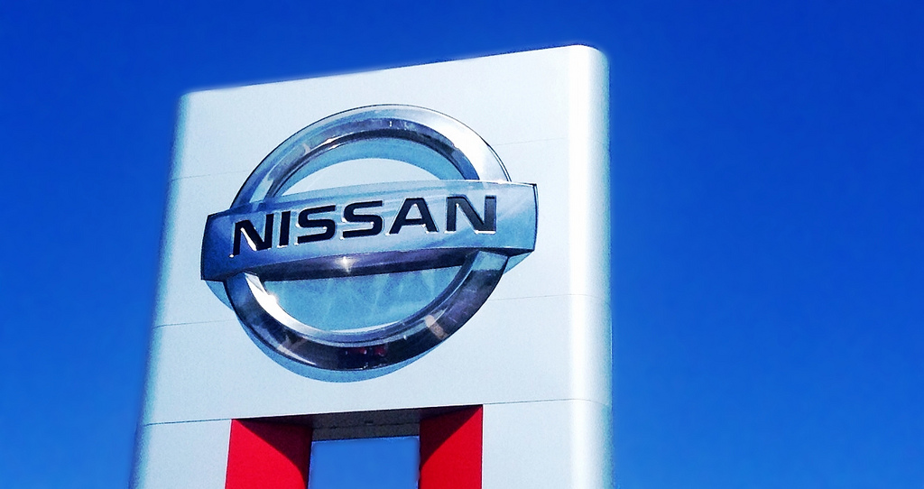 Nissan will cut hundreds of jobs at its Sunderland plant in UK