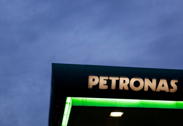 Malaysia's state energy firm Petronas raises spending budget