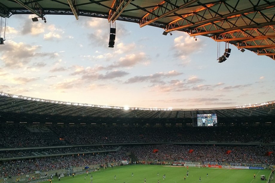 Soccer-Schouten is toegevoegd terwijl Nederland wijzigingen aanbrengt in Nations League-wedstrijden