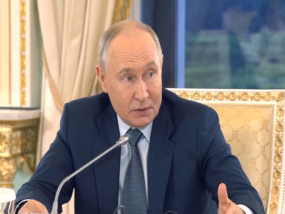 russia-says-ukrainian-drone-attack-on-holiday-makers-killed-6