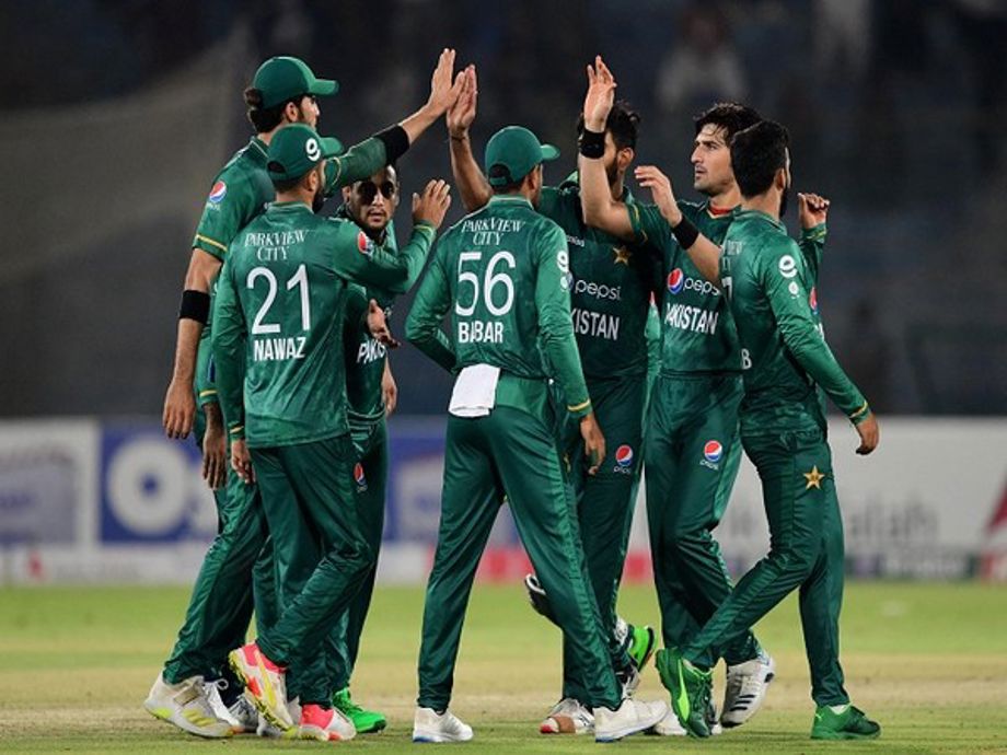 spinners-spin-pakistan-to-victory-noman-ali-and-sajid-khan-s
