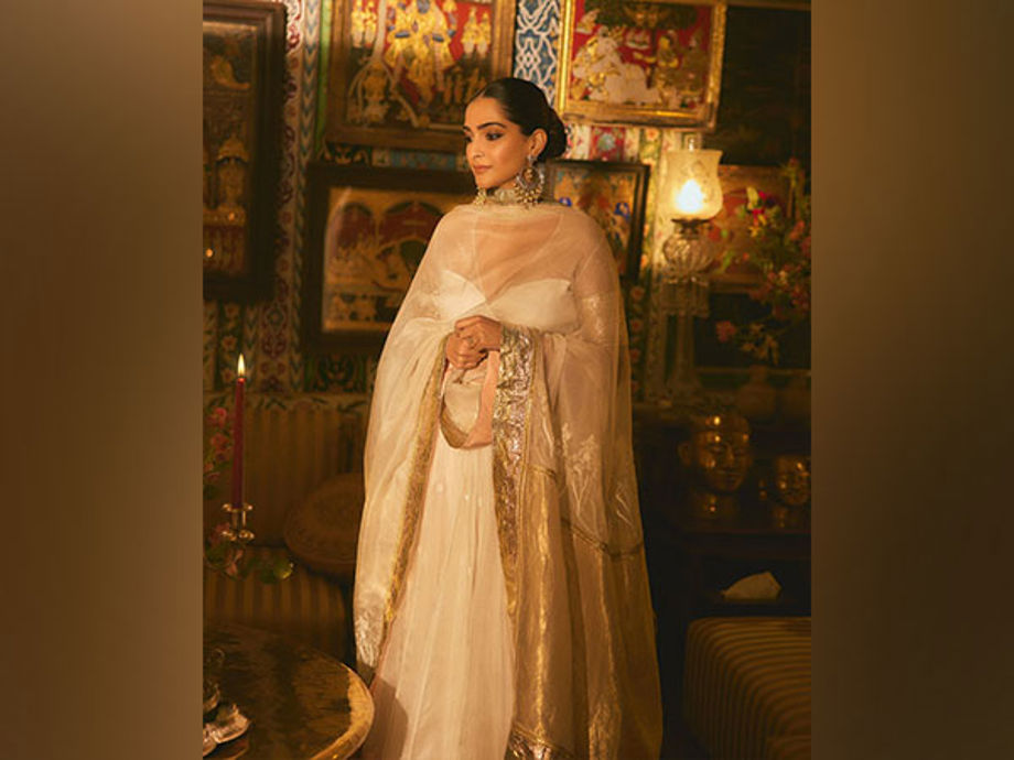 Sonam Kapoor Ahuja, Anand Ahuja name their son Rudralokh Kapoor Ahuja ...