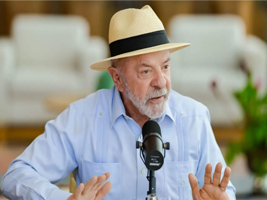 Lula and Bolsonaro Deadlocked in Tight Brazilian Election Race