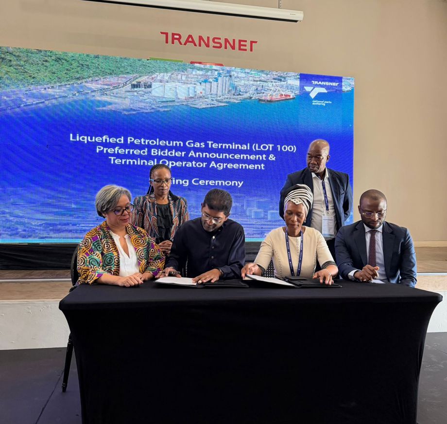 TNPA, WASAA CEF sign 25-year deal to build Durban’s first LPG terminal ...