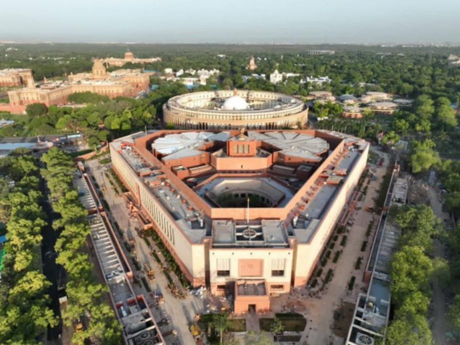 Tumultuous Monsoon Session Awaits Parliament Amid Turbulent Political Shifts