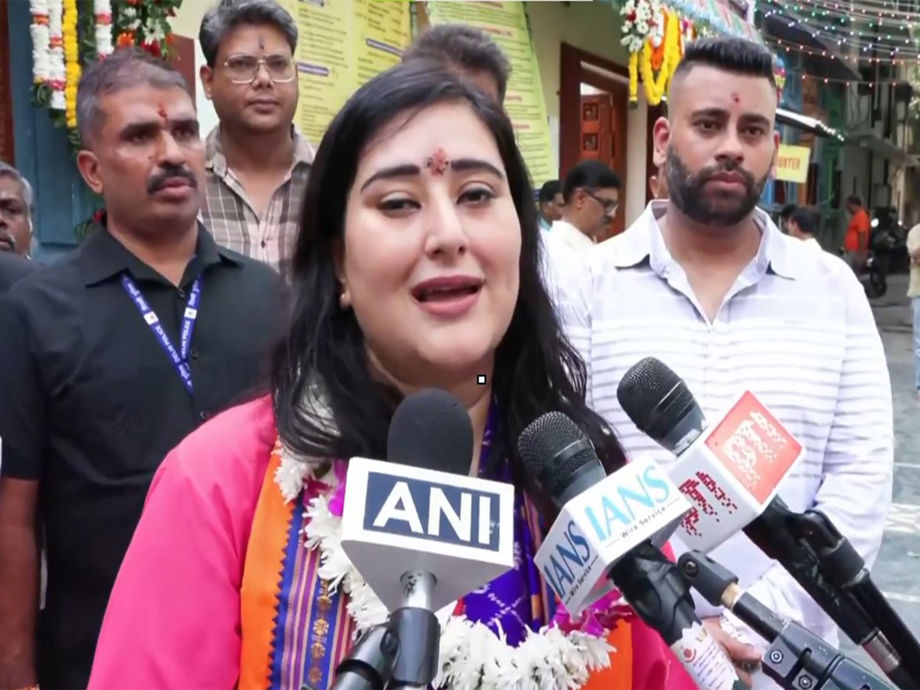 India Marks Ganesh Chaturthi With Nationwide Festivities