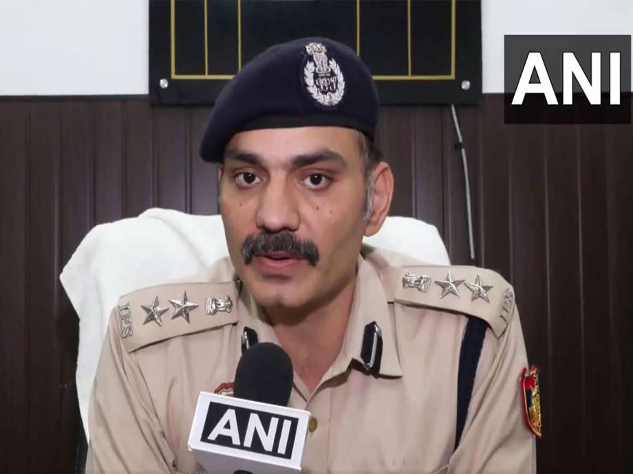Delhi PCR Van Tragedy: No Liquor Traces Found in Suspended Officials ...