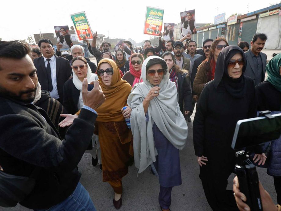 Pakistan: Lahore Court rejects request to suspend detention orders against Imran Khan's sisters | International