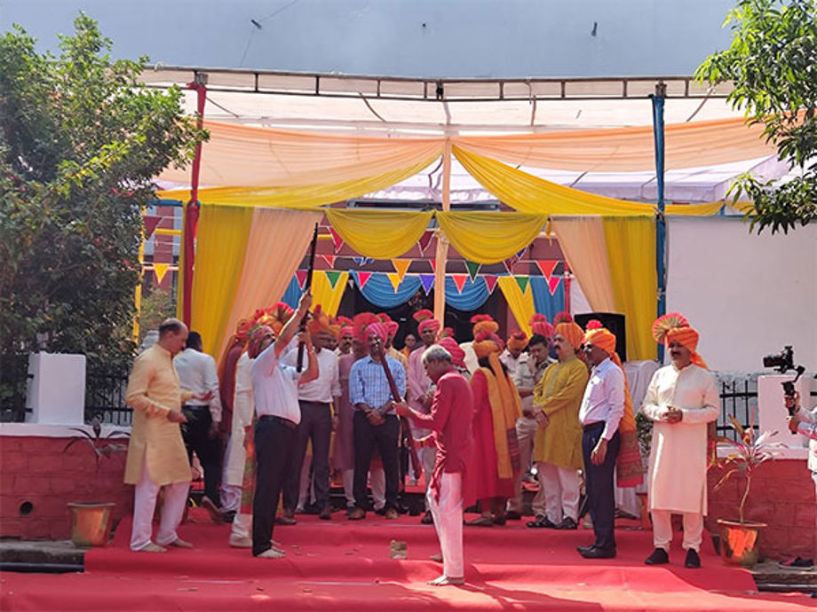 Duo Detained for Firing Guns at Religious Event in UP's Etah