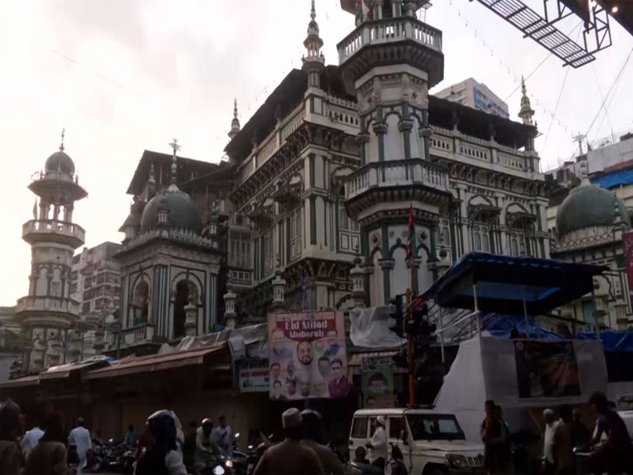 Eid Milad-un-Nabi celebrated across India; prayers held in Srinagar, Mumbai, Shivamogga | Headlines