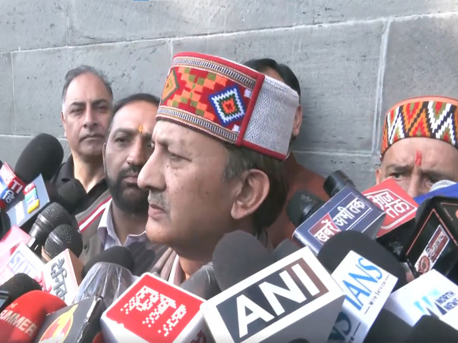 Himachal: BJP protests Kharge’s remarks on PM Modi in Shimla; clashes ...