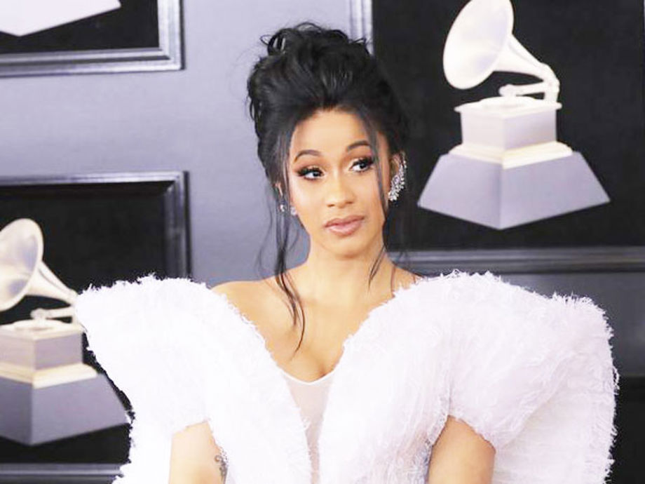 Cardi B throws microphone on person during her performance, here is why ...