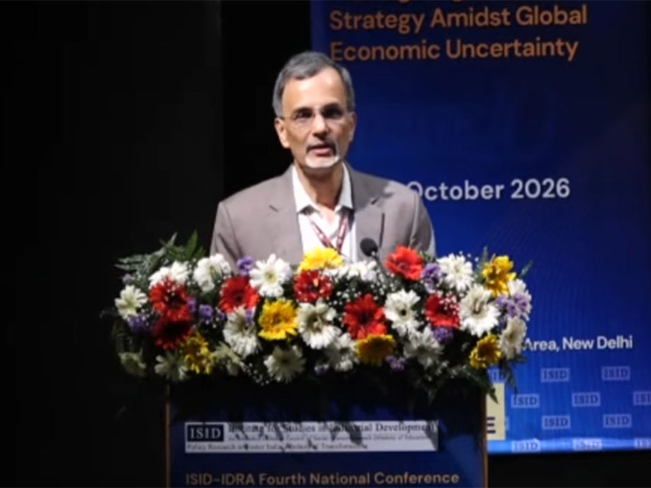 India on track to achieve USD 1 trillion exports this year if current pace continues: CEA Nageswaran
