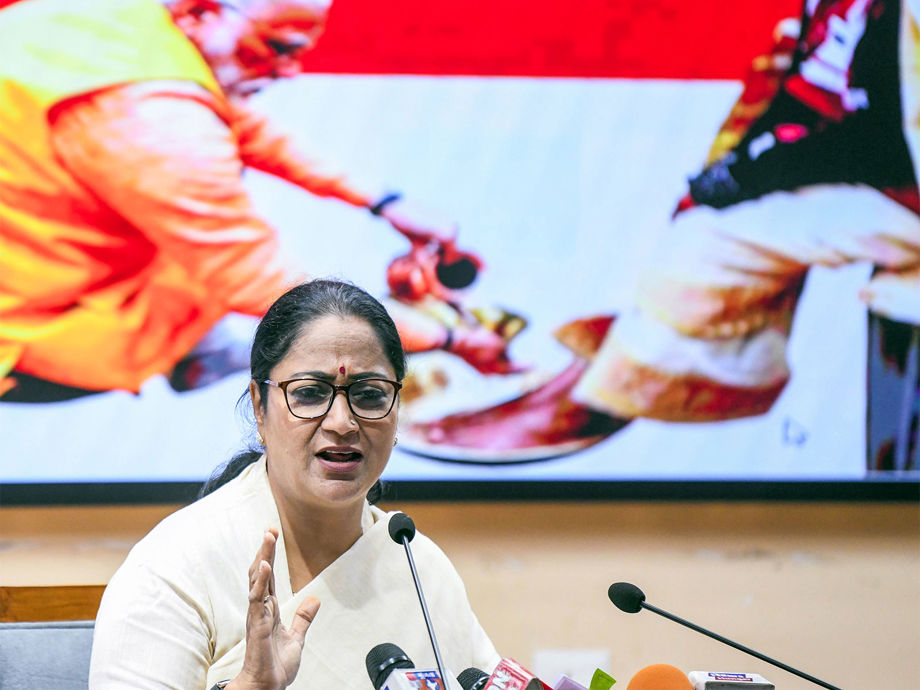 Delhi Kicks Off 'Seva Sankalp Abhiyan' to Celebrate PM Modi's Birthday with Public Service Drive