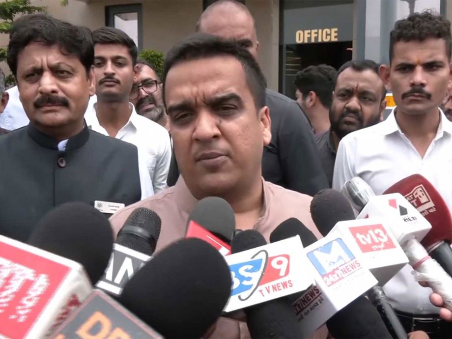Gujarat's Deputy CM Calls for Business Community to Tap Global Markets
