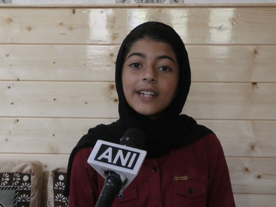 Masrat Rasool Meet Aqsa Masrat, 10-year-old social media influencer from North ...