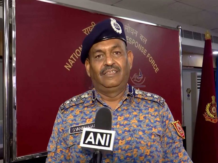 NDRF on high alert as Nepal flood threatens Gandak, NDRF Commandant Gyaneshwar Singh says 20 teams deployed across Bihar