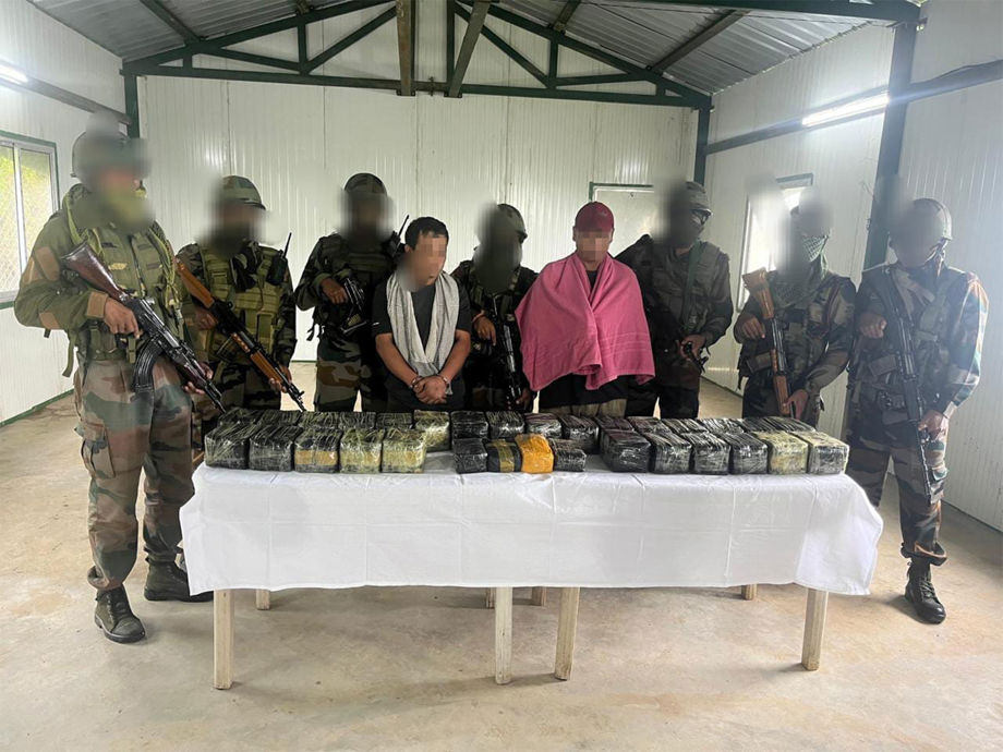 Twelve Detained in Connection with Attack on ED Officials after Vijayan Residence Search