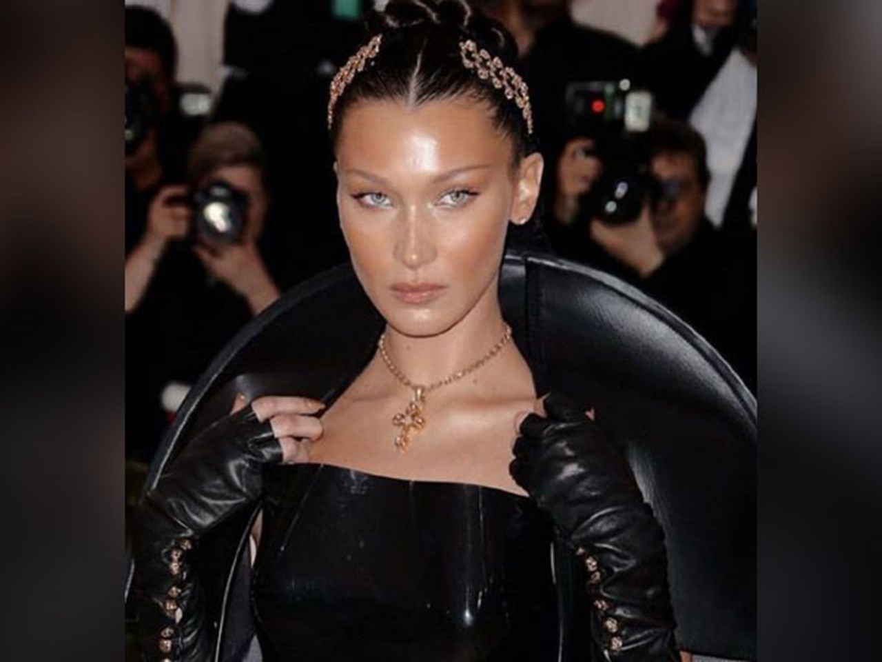 Bella Hadid joins pro-Palestine march in NYC amid Israel-Gaza conflict