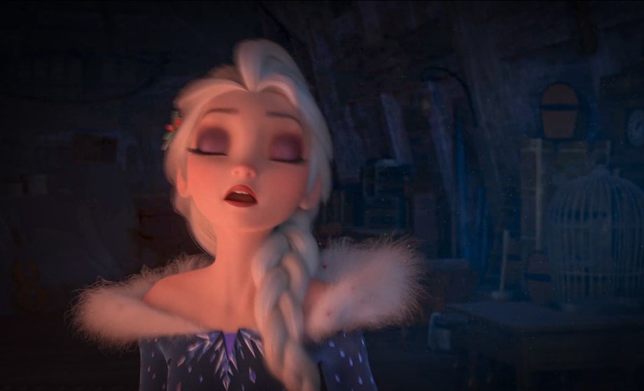 Does Elsa Have a Girlfriend in 'Frozen 2'? - Elsa's Girlfriend Theory