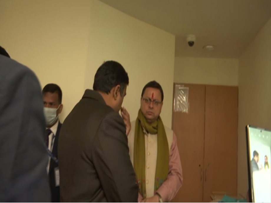 CM Dhami visits hospital in Dehradun to see injured Rishabh Pant CM Dhami visits hospital in Dehradun to see injured Rishabh Pant