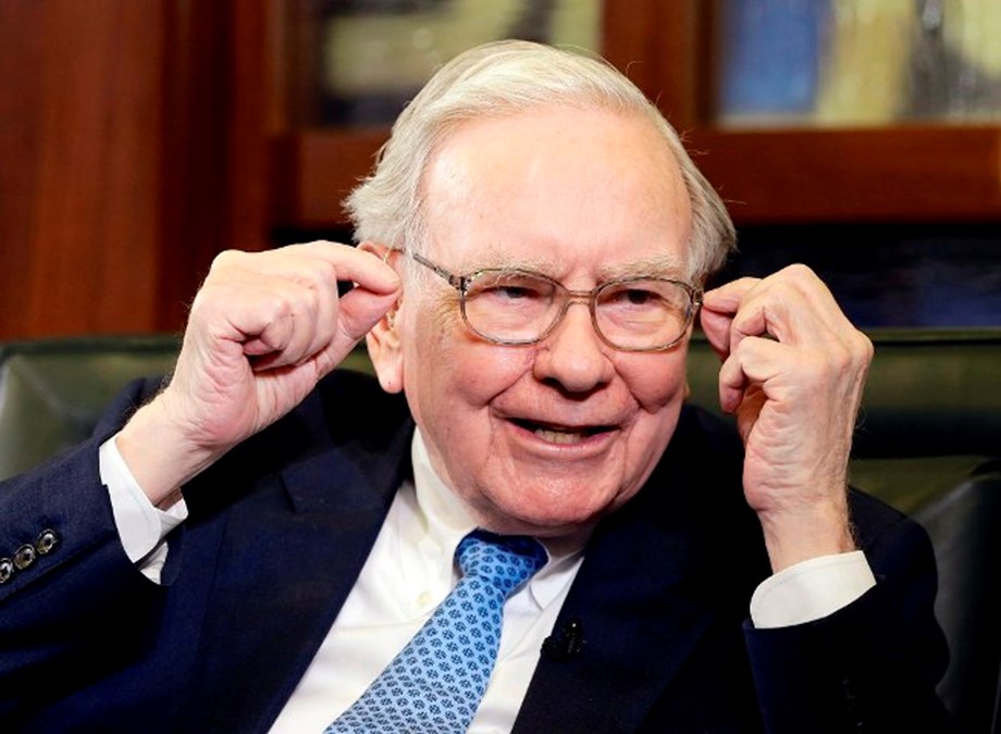 Warren Buffett again encourages investors to bet on America Warren Buffett again encourages investors to bet on America