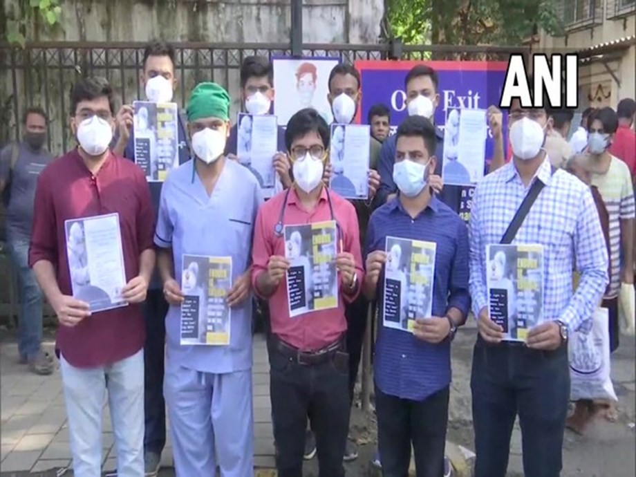 Maharashtra resident doctors on strike assure emergency services to remain unaffected in the state Maharashtra resident doctors on strike assure emergency services to remain unaffected in the state