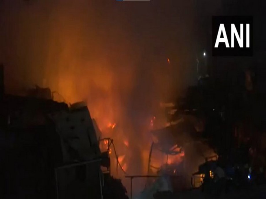 Blaze Erupts in Andheri Scrap Yard Blaze Erupts in Andheri Scrap Yard