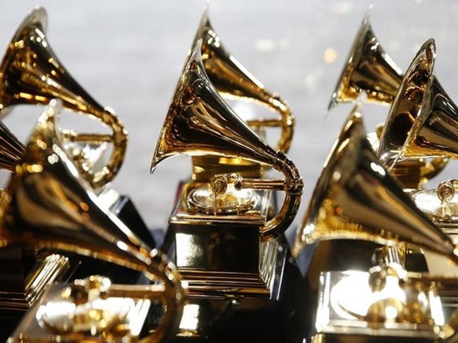 Grammys 2022: Actuarán Joni Mitchell, Questlove, Dua Lipa, Megan Thee Stallion