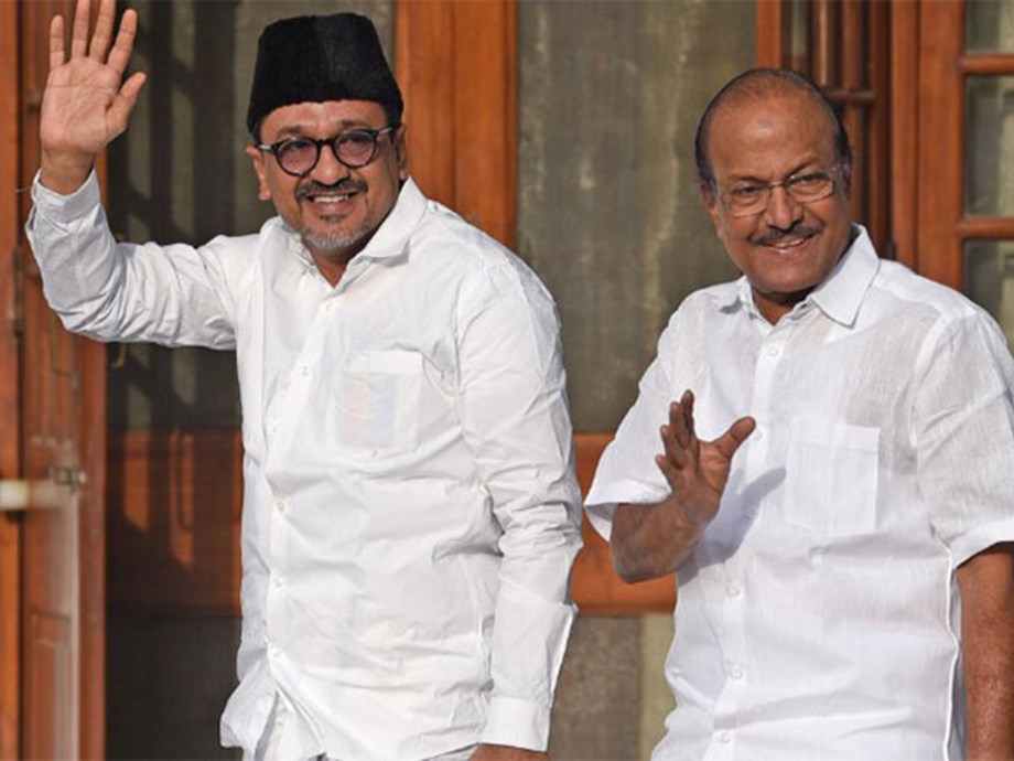 Contentious Waqf Bill Sparks Legal, Political Battle in India Contentious Waqf Bill Sparks Legal, Political Battle in India