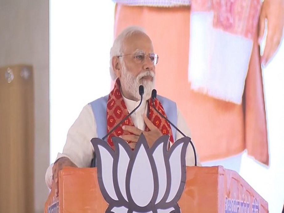 After Lord Ram, Congress has decided to lock up Lord Hanuman devotees: PM Modi on promise to ban Bajrang Dal After Lord Ram, Congress has decided to lock up Lord Hanuman devotees: PM Modi on promise to ban Bajrang Dal