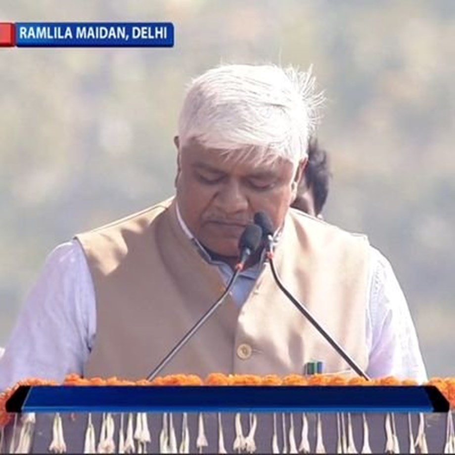 Speed up scholarship disbursal to SC, ST students: Rajendra Pal Gautam to officials Speed up scholarship disbursal to SC, ST students: Rajendra Pal Gautam to officials