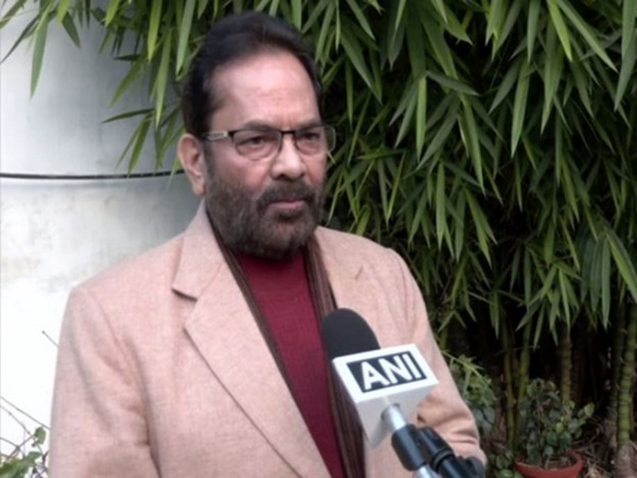 Naqvi slams Congress, says party doing politics at the time of crisis Naqvi slams Congress, says party doing politics at the time of crisis