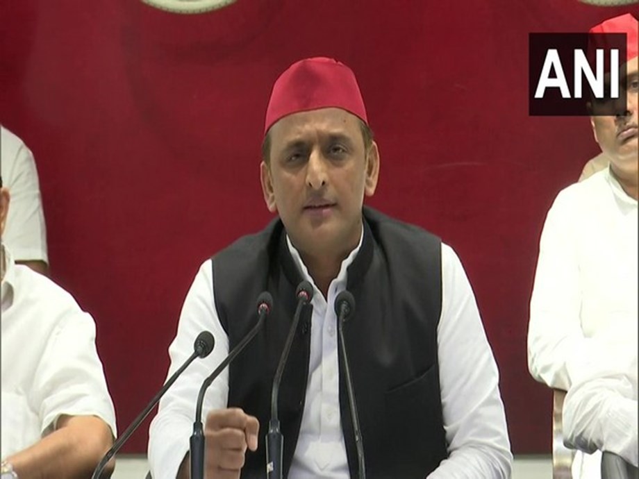 Akhilesh Yadav slams BJP over pace of probe in Lakhimpur case Akhilesh Yadav slams BJP over pace of probe in Lakhimpur case