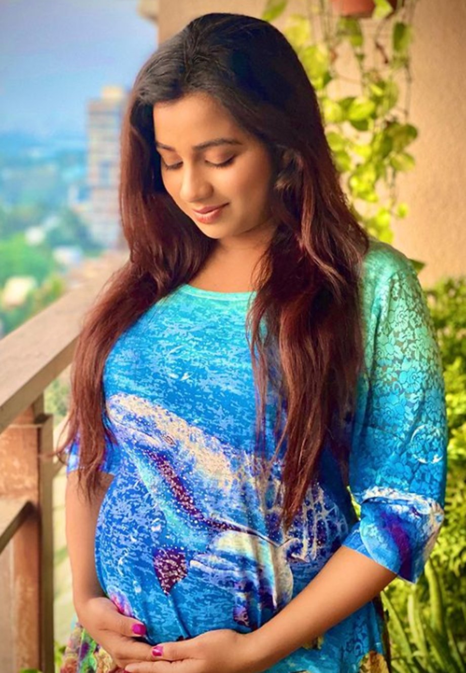 Shreya Ghoshal announces pregnancy Shreya Ghoshal announces pregnancy