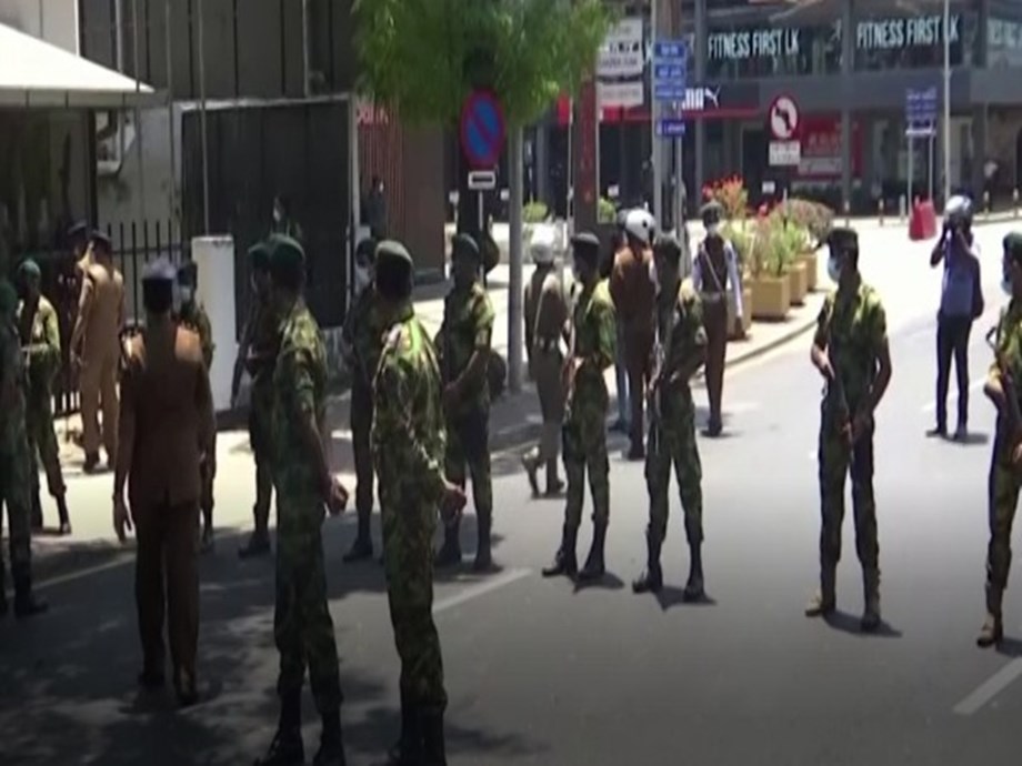 Sri Lanka: State of emergency still in place as curfew lifted Sri Lanka: State of emergency still in place as curfew lifted