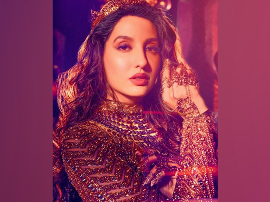 Nora Fatehi dazzles in her latest picture at IIFA 2022 Nora Fatehi dazzles in her latest picture at IIFA 2022