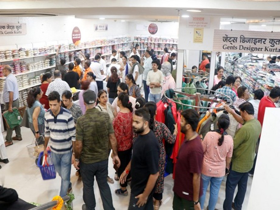 Legacy of Gandhi: Inspiring a Global Movement for Change Legacy of Gandhi: Inspiring a Global Movement for Change