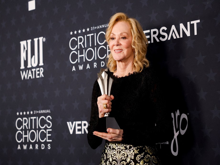 Jean Smarts Witty Take on Critics at Critics Choice Awards Jean Smarts Witty Take on Critics at Critics Choice Awards