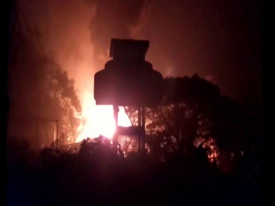 Maharashtra: Fire at wood factory in Thane; no casualty Maharashtra: Fire at wood factory in Thane; no casualty