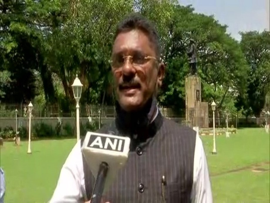 ED summons Shiv Sena MLA Pratap Sarnaik for questioning ED summons Shiv Sena MLA Pratap Sarnaik for questioning