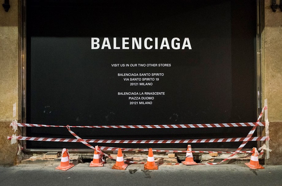 Entertainment News Roundup: Balenciaga spotlights craft at first runway show since ad controversy; Actor Tom Sizemore, known for tough-guy roles and scandal, dead at 61 and more Entertainment News Roundup: Balenciaga spotlights craft at first runway show since ad controversy; Actor Tom Sizemore, known for tough-guy roles and scandal, dead at 61 and more