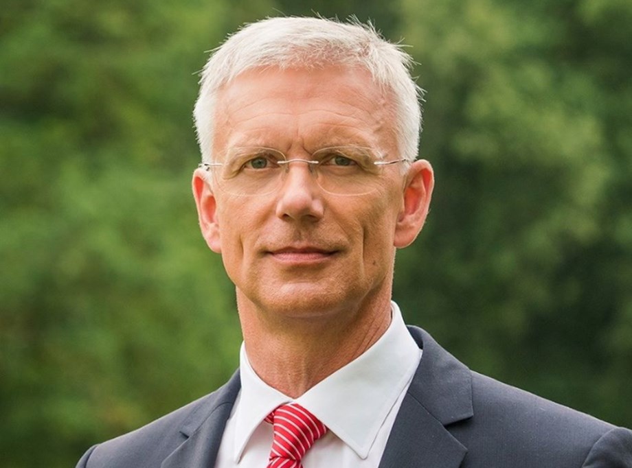 Latvia welcomes EU ban on most Russian oil Latvia welcomes EU ban on most Russian oil