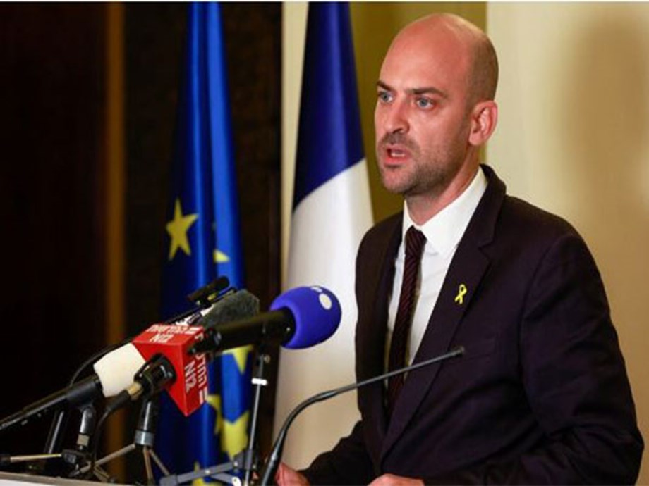 Frances Foreign Minister Stresses Sovereign Rights Amid U.S. Proposals Frances Foreign Minister Stresses Sovereign Rights Amid U.S. Proposals