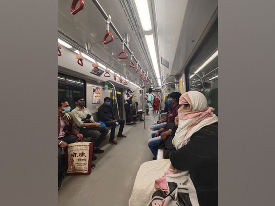 Covid: Over 130 Delhi Metro passengers fined for not wearing masks Covid: Over 130 Delhi Metro passengers fined for not wearing masks