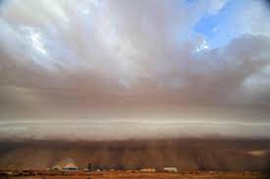 Severe dust storms in Iraq cause breathing problems for thousands - medics Severe dust storms in Iraq cause breathing problems for thousands - medics