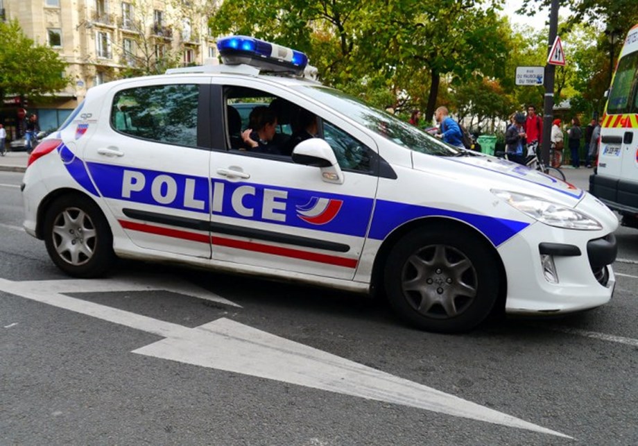 Police operation in France after reports of armed man on the run Police operation in France after reports of armed man on the run