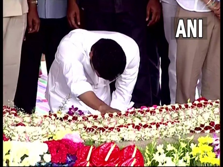 AP CM pays tribute to late father, former CM YS Rajasekhara Reddy AP CM pays tribute to late father, former CM YS Rajasekhara Reddy