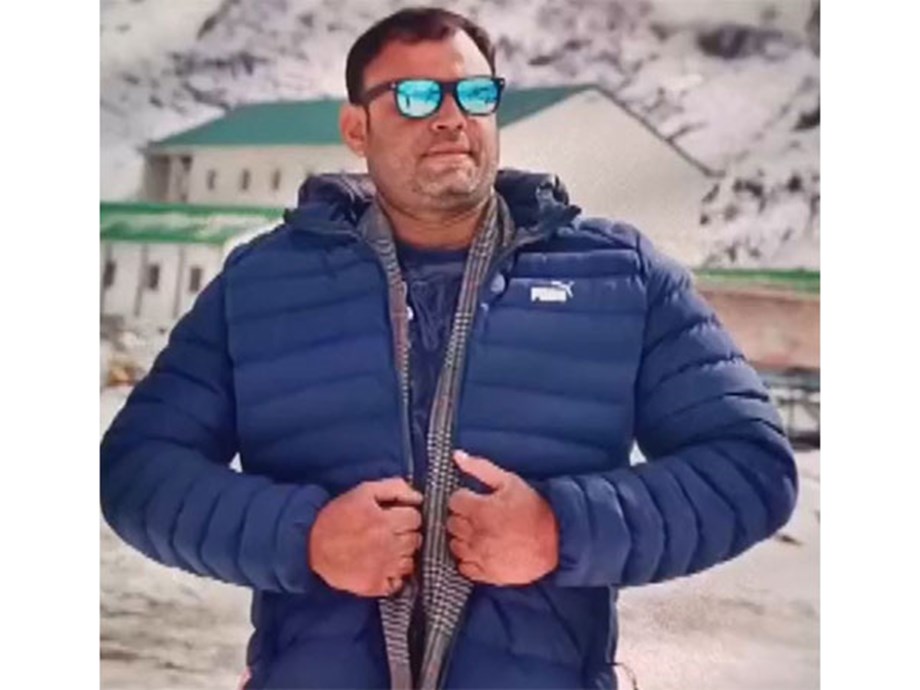 Tragic Fatal Altercation: Actor Huma Qureshis Cousin Stabbed Over Parking Dispute Tragic Fatal Altercation: Actor Huma Qureshis Cousin Stabbed Over Parking Dispute