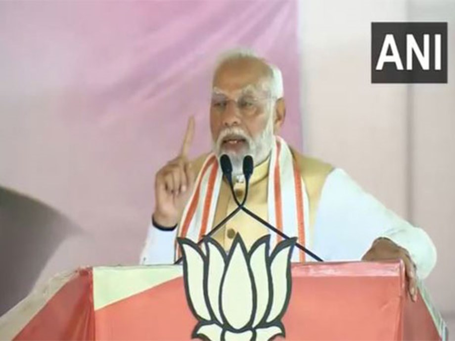 Modi Slams Congress for Corruption Allegations Modi Slams Congress for Corruption Allegations